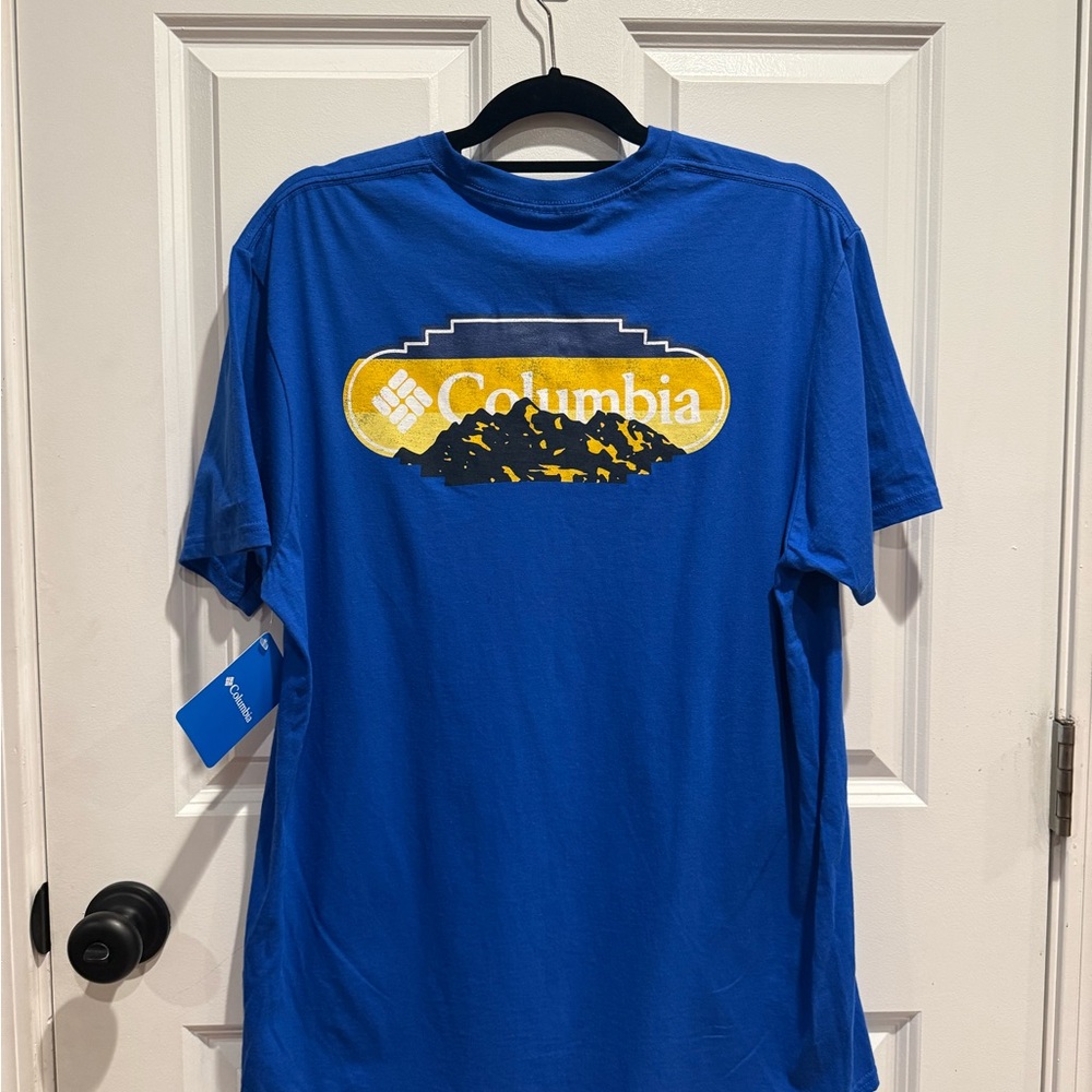 Columbia Men's Blue and Yellow Graphic Tee